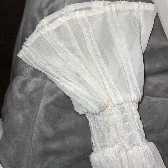 Pretty little thing two piece set Brand New !! - Picture 8 of 10